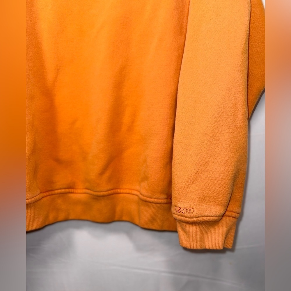 Izod Men’s Orange Crewneck Long Sleeve Sweatshirt Pullover With Logo Size Large - Picture 2 of 16